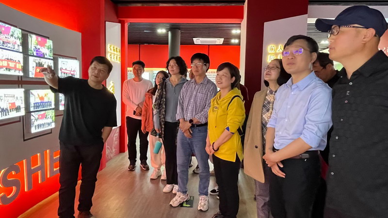 20240324民建紹興市直新興二支部赴商阿大事跡陳列館參觀學(xué)習(xí)并召開參政議政工作部署會(huì)_調(diào)整大小.jpg