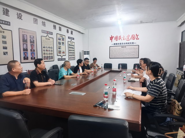 20251011008.jpg 20251011008.jpg